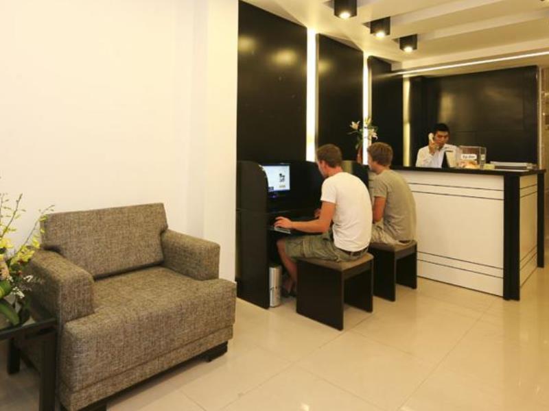 See You At Lily'S Hanoi Buitenkant foto